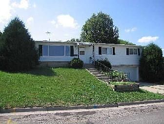 1st image of 508 1st Ave NW