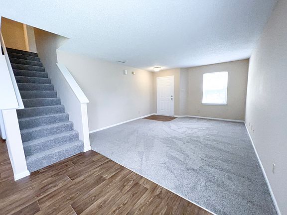 5th image of 1916 Blue Pine Ln