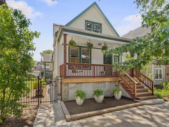 1819 W Cornelia Ave, Chicago, IL 60657