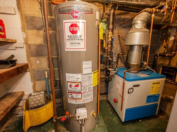 1405 East 233rd Street image 26 of 31