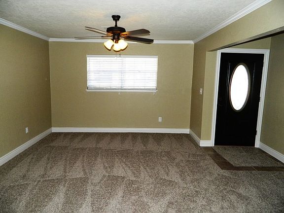 3rd image of 804 NW 41st St