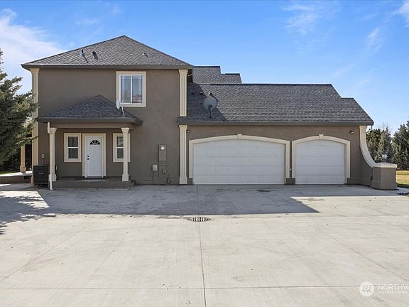 4th image of 6795 Road D.8 NE