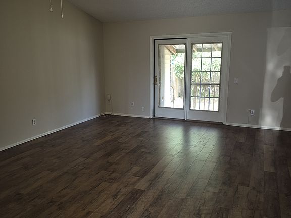 3rd image of 1606 Dixie Hwy APT B