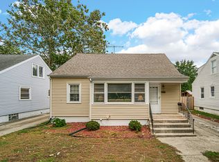 17935 Oakley Ave, Lansing, IL