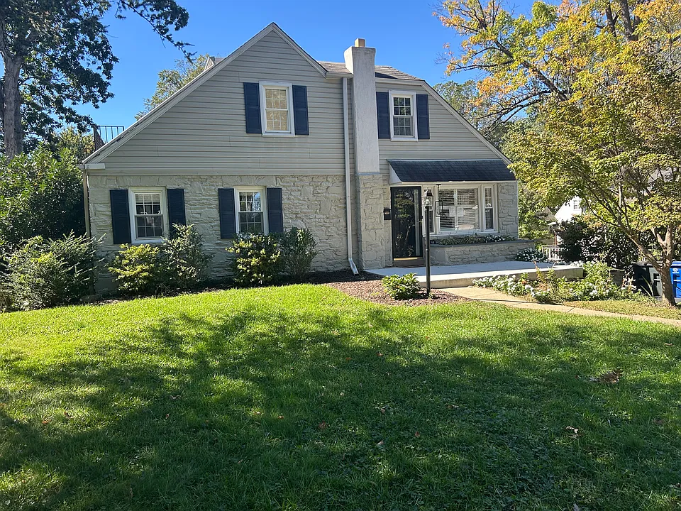 12 Rodney Rd