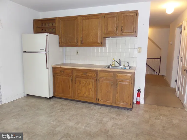 501 E Philadelphia Ave #2 — Photo 4