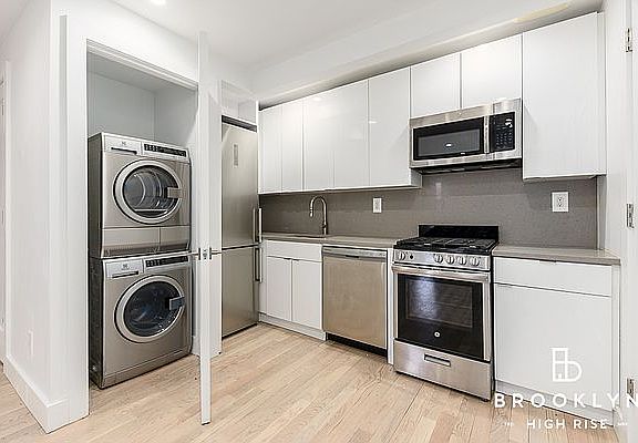 2nd image of 111 Woodruff Ave #2E