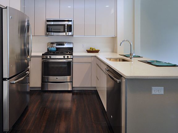 2nd image of 24 N Main St APT 2B