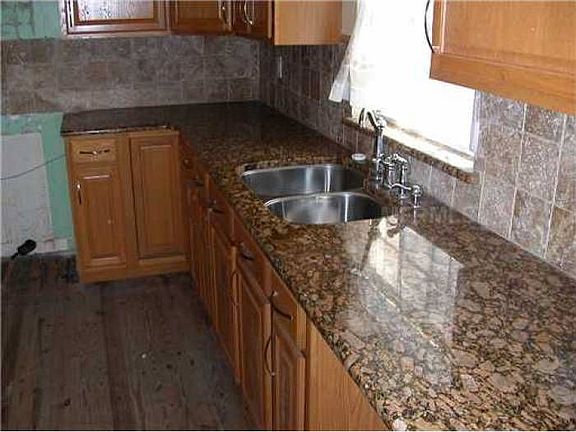 2nd image of 1316 Moselle Ave