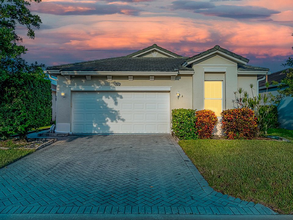 1st image of 312 SW Tomoka Springs Drive