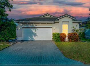 312 SW Tomoka Springs Dr, Port Saint Lucie, FL 34986