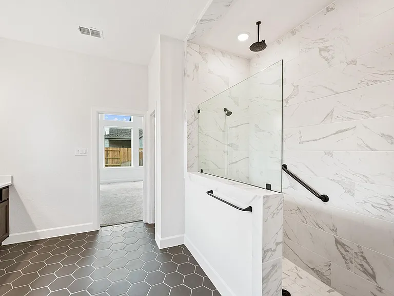 5702 Diamond Dust Dr — Photo 17