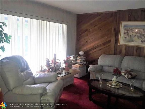 5th image of 10455 SW 52nd St