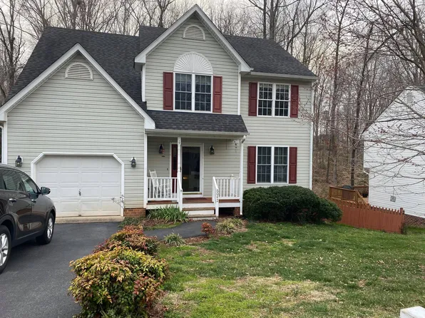 6042 Cameron Bridge Dr, Midlothian, VA 23112