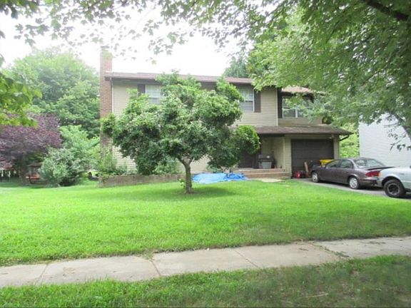 2nd image of 1525 Wampanoag Dr
