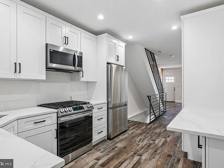 3156 Almond St — Photo 20