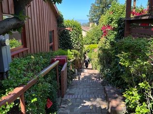 1572 Euclid Ave, Berkeley, CA 94708