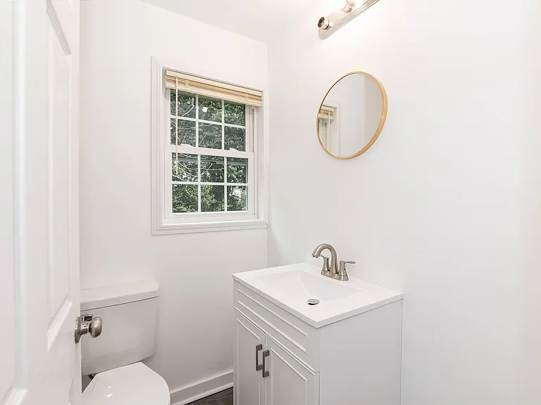 918 Star St — Photo 16