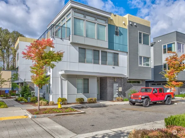 11517 117th Lane NE #2, Kirkland, WA 98034
