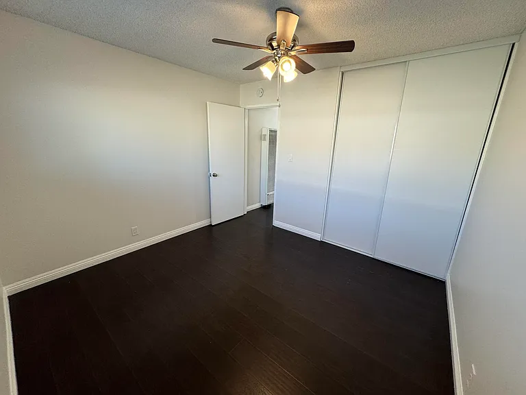 960 N Homerest Ave — Photo 11