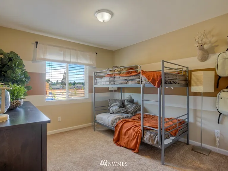 3434 Hera St NE — Photo 8