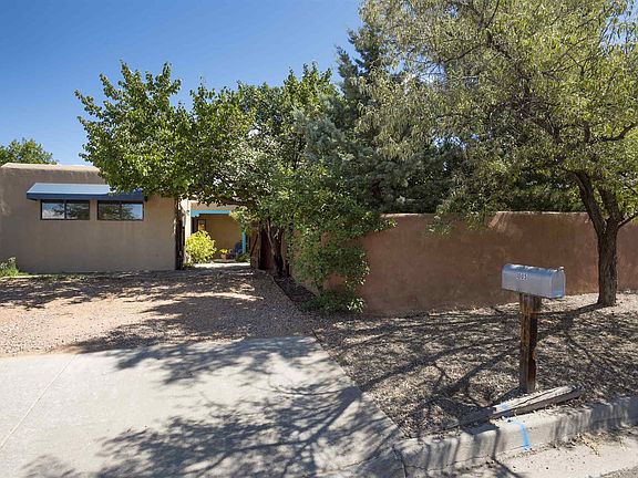 2nd image of 1005 Camino Oraibi