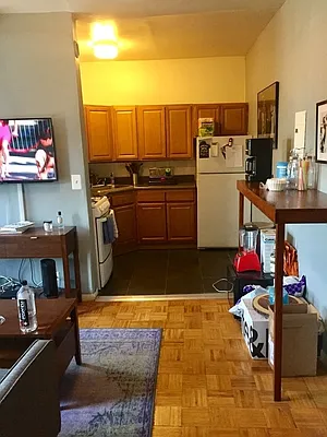 Rented by REAL New York | media 9