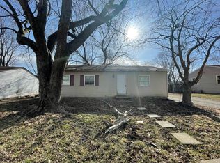 1409 Kings Way, Champaign, IL 61821