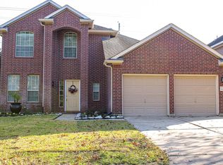 10802 Desert Springs Cir, Houston, TX 77095