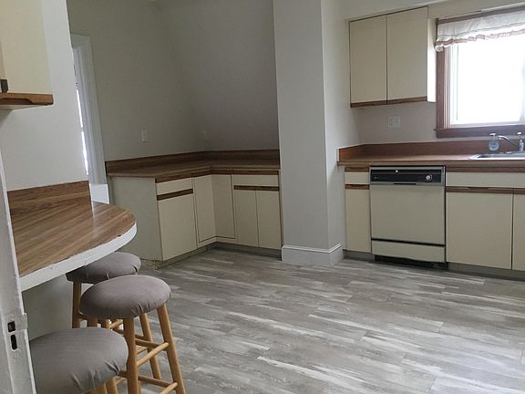4th image of 3 Bellevue Ave #3