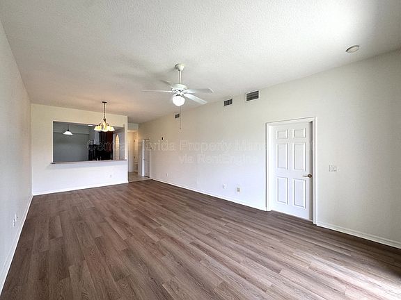 5th image of 9447 Myrtle Creek Ln APT 102