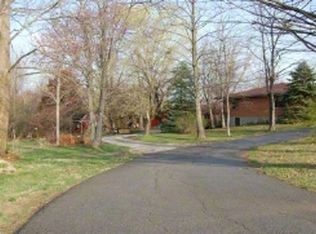 3113 Grantline Rd, New Albany, IN 47150