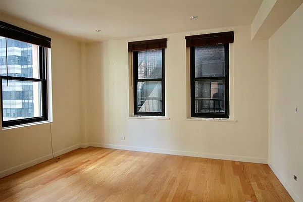 Rented by Nest Seekers International | media 26