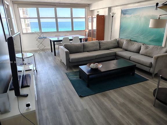 3rd image of 6039 Collins Ave APT 1710