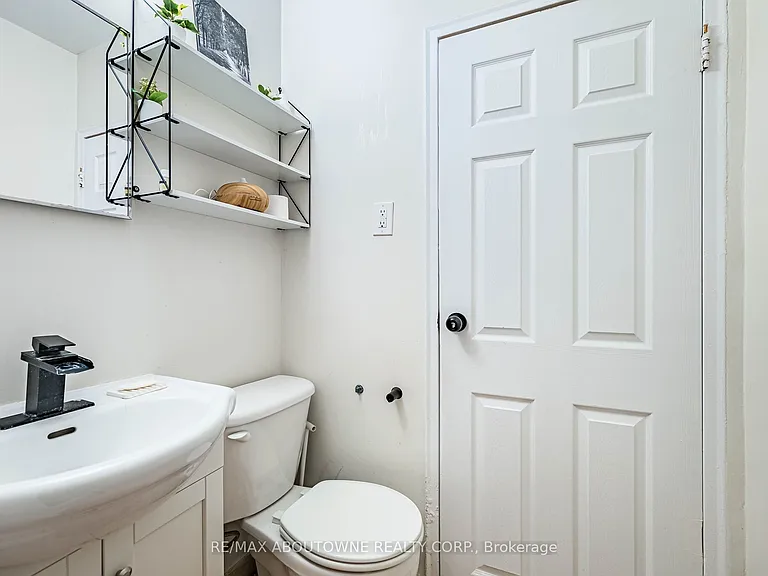 57 Mericourt Rd #203 — Photo 45