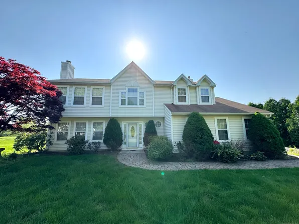 26 John George Drive, Meriden, CT 06450