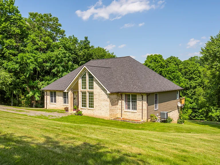 3054 Bedillion Rd — Photo 45
