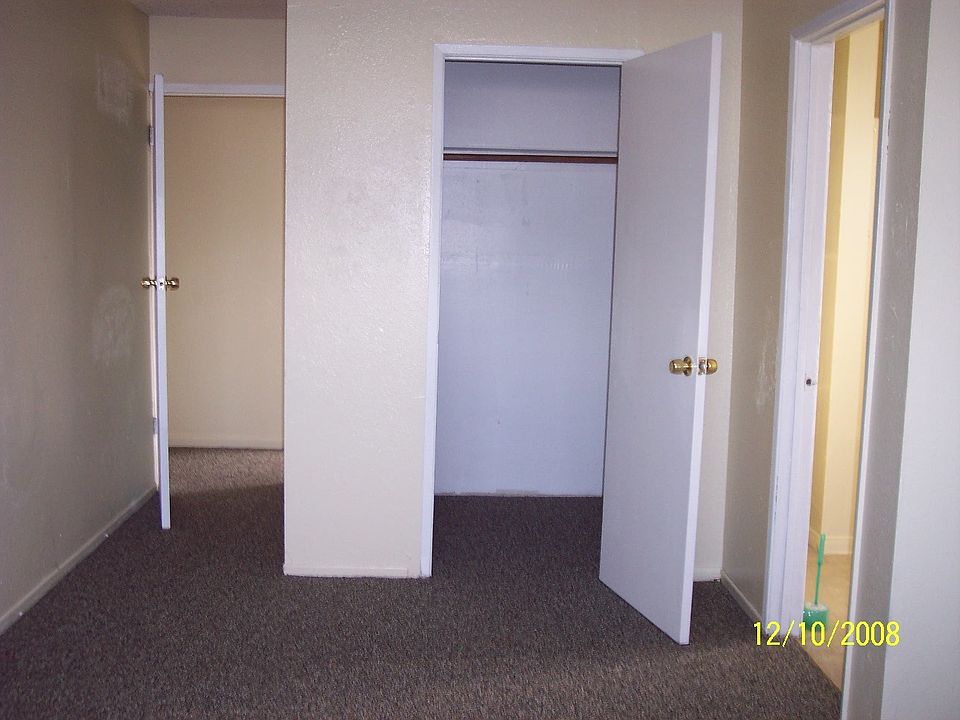 2nd image of 1118 N Mulberry Ave #A