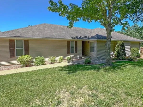 1106 Melanie Ln, Excelsior Springs, MO 64024