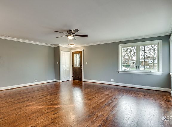 4th image of 3801 S 61st Ct
