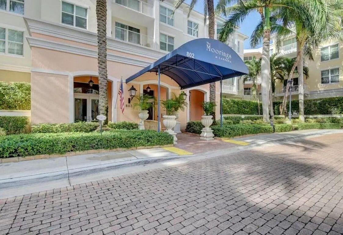 2 bed, 2.0 bath, 1265 sqft, $3,000 — Photo 4