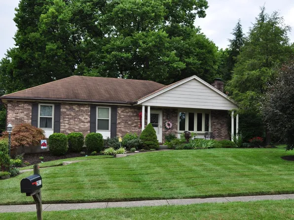 2911 Timberview Dr, Cincinnati, OH 45211