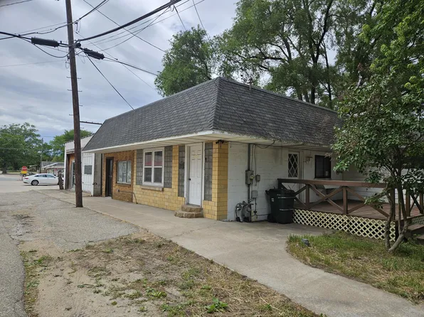 2768 W Winston Rd, Rothbury, MI 49452