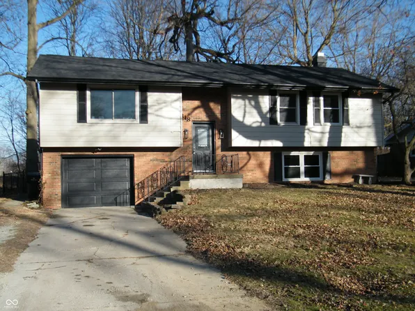 818 Yorkshire Rd, Anderson, IN 46012