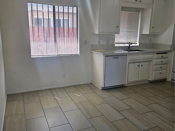 5th image of 45419 10th St W APT A