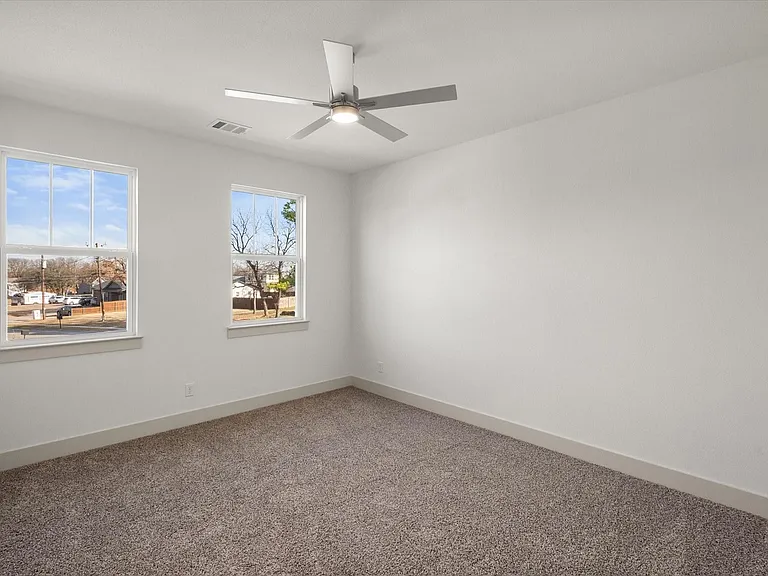 508 E Kimball St #2 — Photo 18