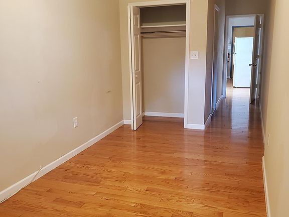 5th image of 1332 W Girard Ave APT B