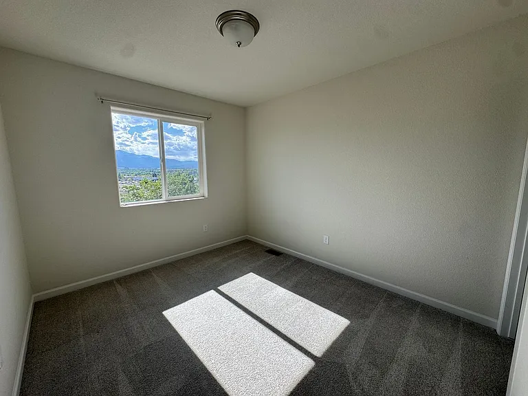 894 Petra Hts — Photo 16