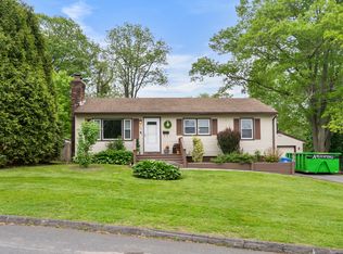 35 Tree Hill Rd, Waterbury, CT 06708