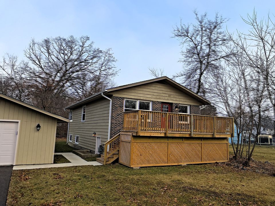 1st image of 134 Woodland Dr